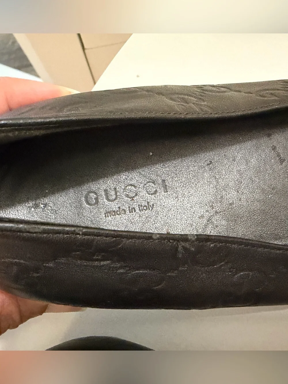 Gucci Guccisima Black Leather Flats with Red and Green Web Stripe